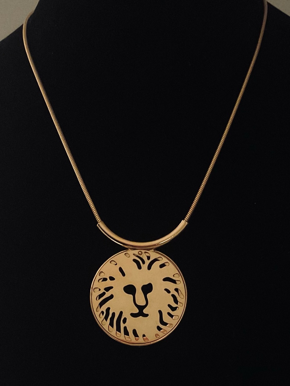 #10 Vintage Anne Klein Gold-tone Lion Head Necklace